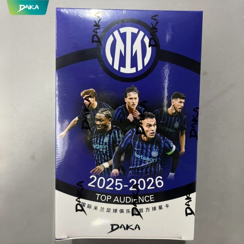 Street Fashion Milan - Оригинальные коллекционные карточки Daka 2025-2026: Интер